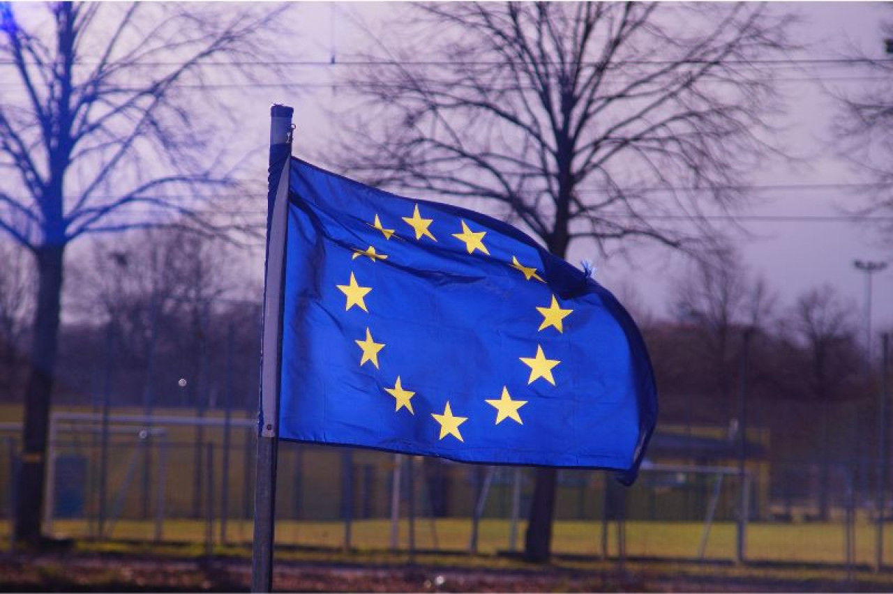 Em que lugar fica Portugal nos valores de salário mínimo da UE? 