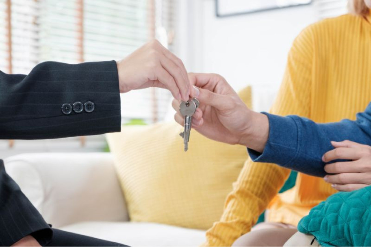 Colocar a casa para arrendar durante as férias compensa? 