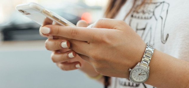 Se vai de férias para fora, saiba como poupar dados móveis 