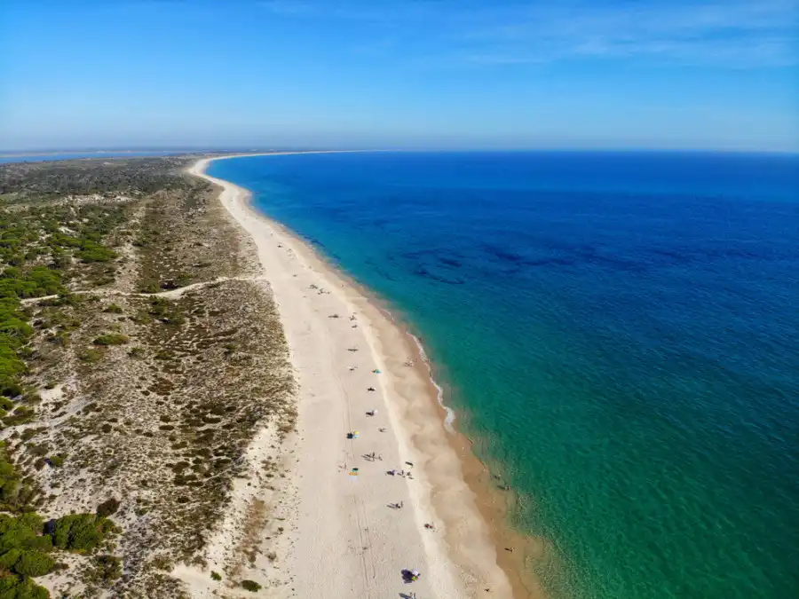 Tróia et Comporta: Les avantages d'acheter une maison près de la mer