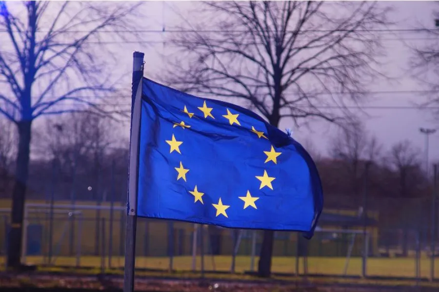 Em que lugar fica Portugal nos valores de salário mínimo da UE? 