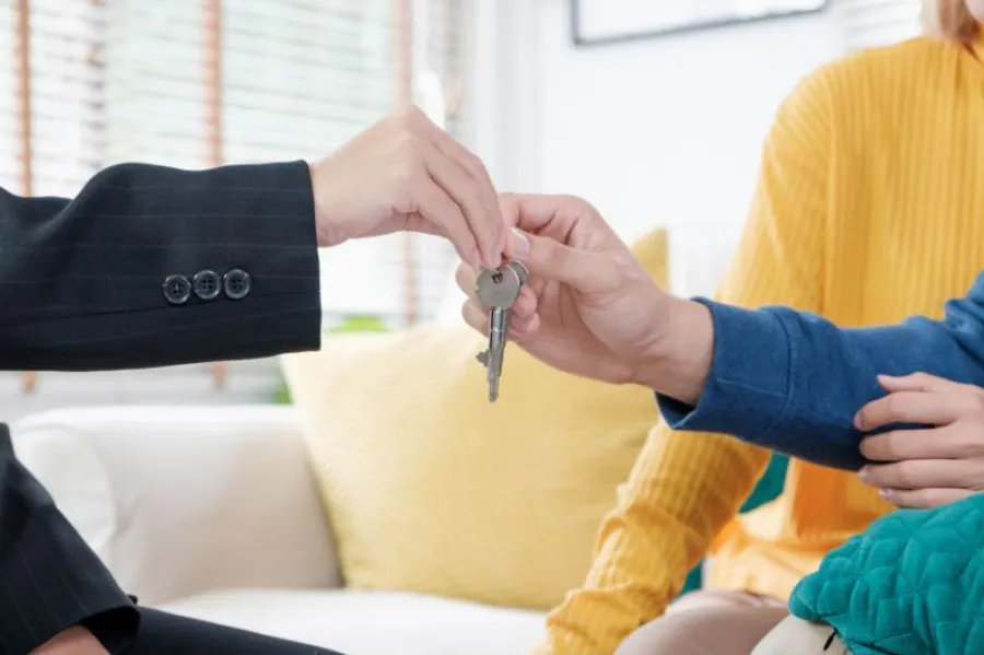 Colocar a casa para arrendar durante as férias compensa? 