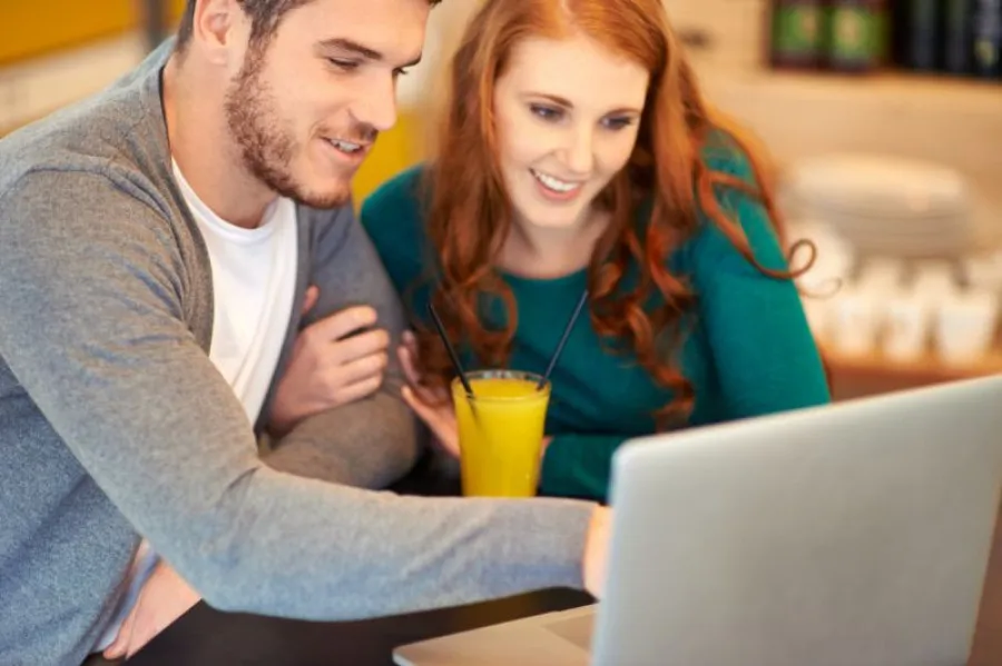 Casou-se e agora... Quer poupar em conjunto para o futuro a dois? Saiba como 