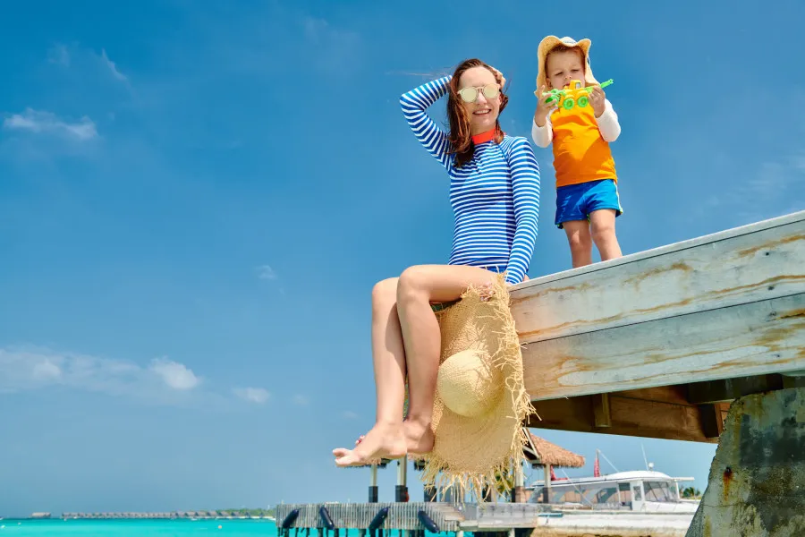 Férias 2026: Como poupar nas viagens sem ultrapassar o orçamento