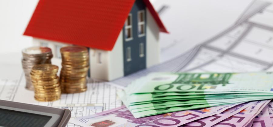 Dois em cada 10 portugueses poupam para comprar casa 