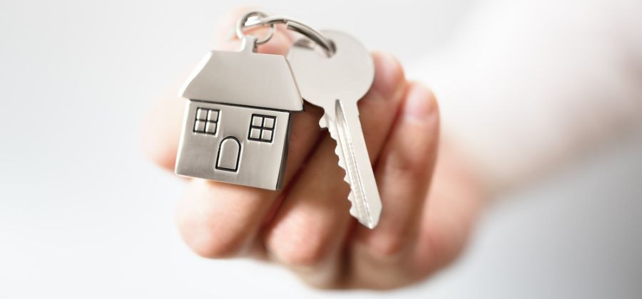 Direito de preferência na venda de casa arrendada mantém-se em casas herdadas 